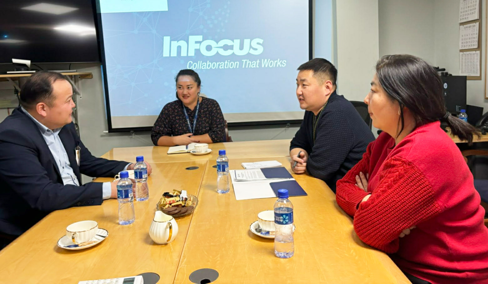 АНУ-ЫН ЭЛЧИН САЙДЫН ЯАМНЫ ТӨЛӨӨЛӨЛТЭЙ УУЛЗЛАА